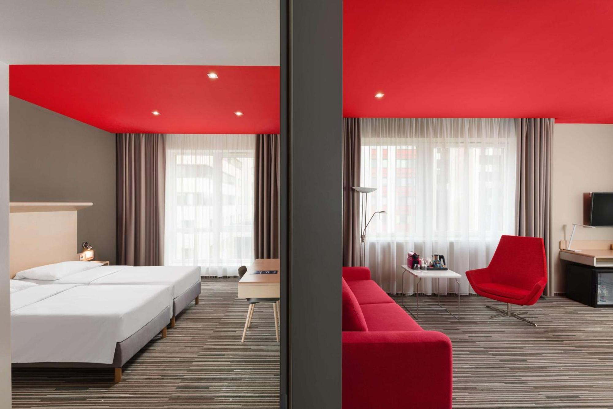 Park By Radisson 4* Budapeste